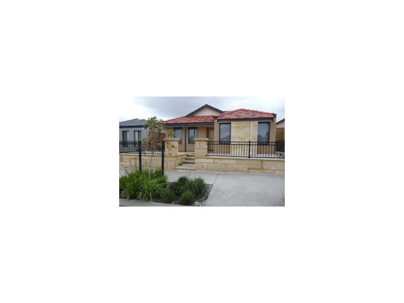 4 Dunrobin Drive, Ellenbrook WA 6069