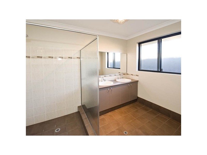 28 Beechwood Circle, Aveley WA 6069