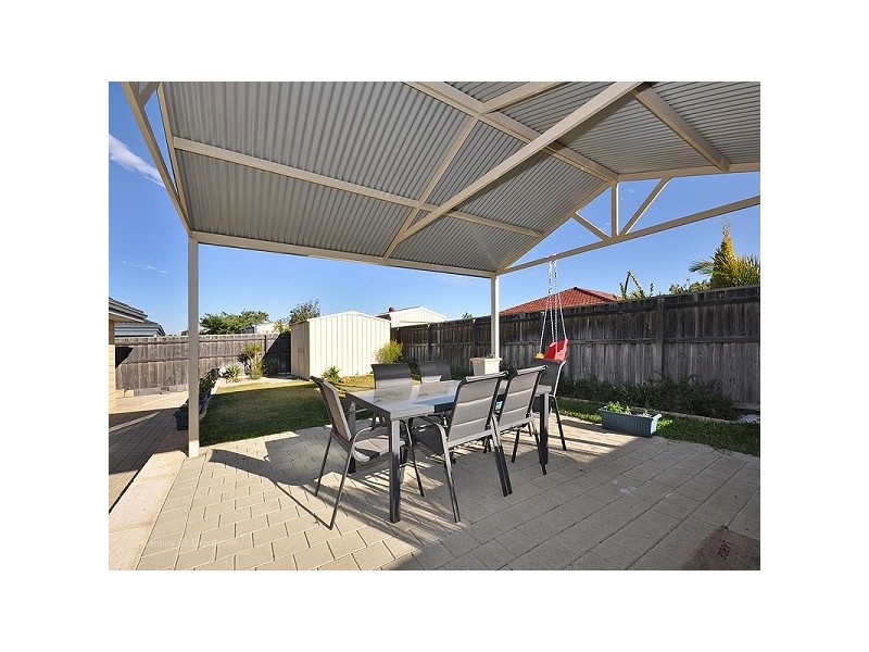 26 Tokara Ave, Henley Brook WA 6055
