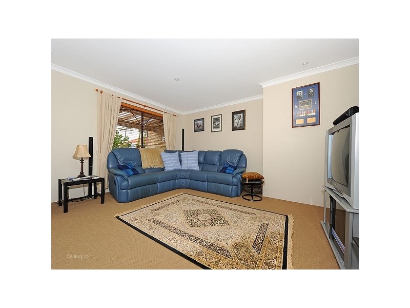 9 Granada Way, Ellenbrook WA 6069