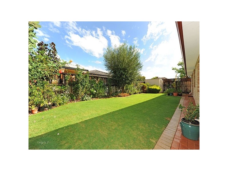 9 Granada Way, Ellenbrook WA 6069