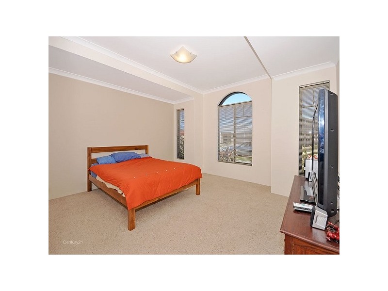 10 Birkett Circle, Ellenbrook WA 6069