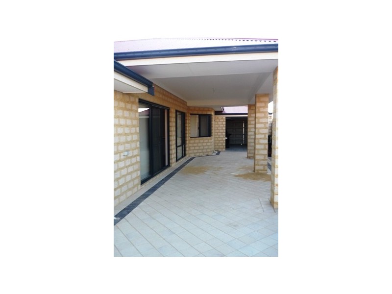 44 Coniston Drive, Ellenbrook WA 6069