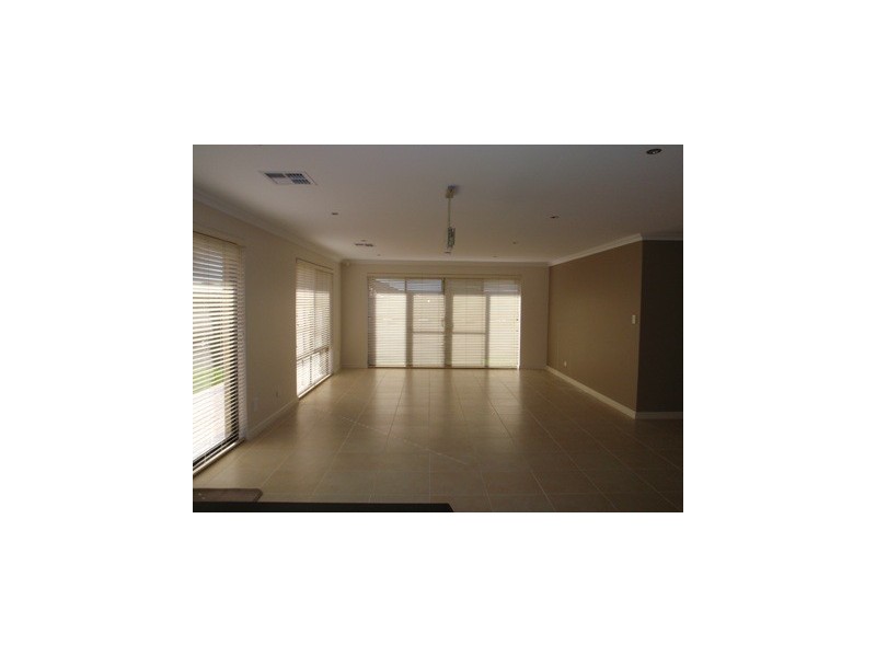 78 Amethyst Parkway, Aveley WA 6069