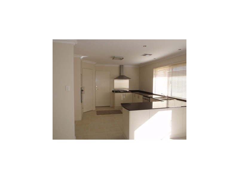 78 Amethyst Parkway, Aveley WA 6069