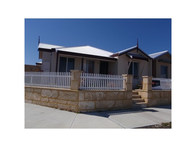 25 Parnham Avenue, Ellenbrook WA 6069