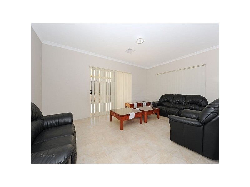 98 Edgecombe Pass, Aveley WA 6069