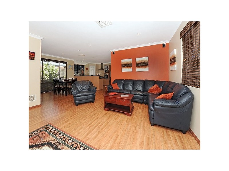 38 Halpin Circle, Ellenbrook WA 6069