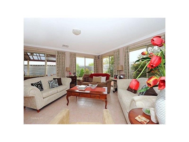 18 Baluchi Way, Henley Brook WA 6055