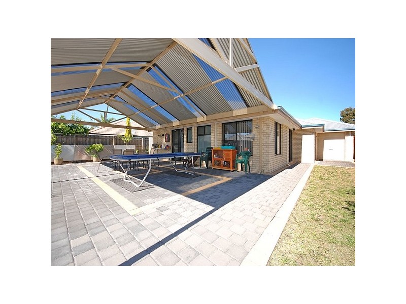 15 Wanarra Close, Ellenbrook WA 6069