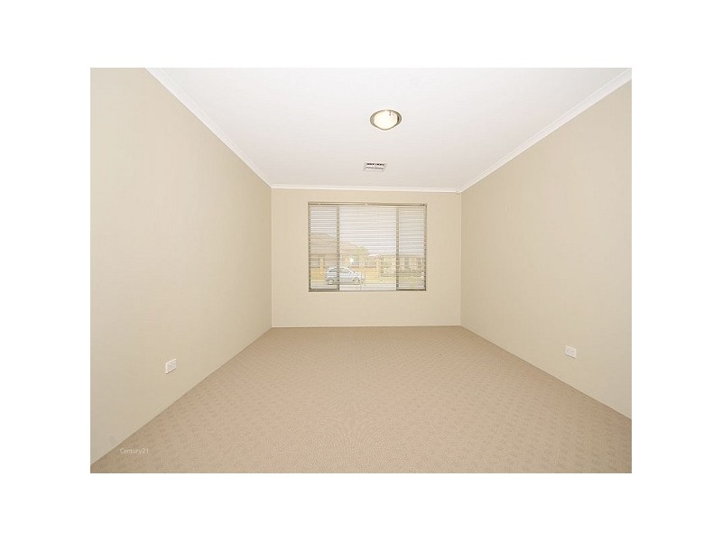 25 Ardmore Parade, Ellenbrook WA 6069