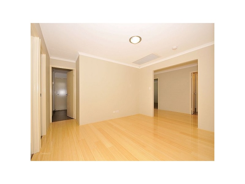 25 Ardmore Parade, Ellenbrook WA 6069