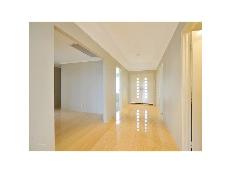 25 Ardmore Parade, Ellenbrook WA 6069