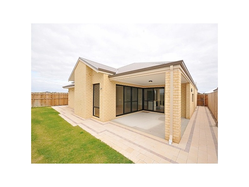 25 Ardmore Parade, Ellenbrook WA 6069