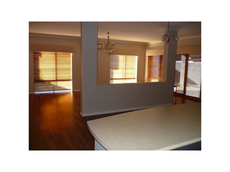 7 Ridley Street, Aveley WA 6069