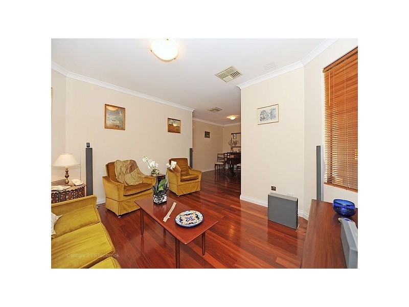 38 San Lorenzo Blvd, Ellenbrook WA 6069