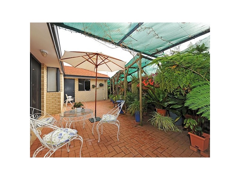 38 San Lorenzo Blvd, Ellenbrook WA 6069