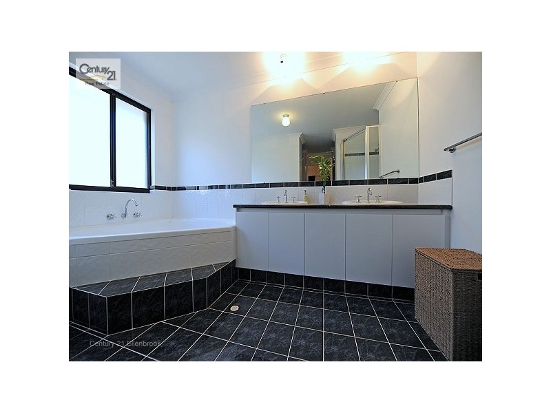 45 Derricap Avenue, Ellenbrook WA 6069