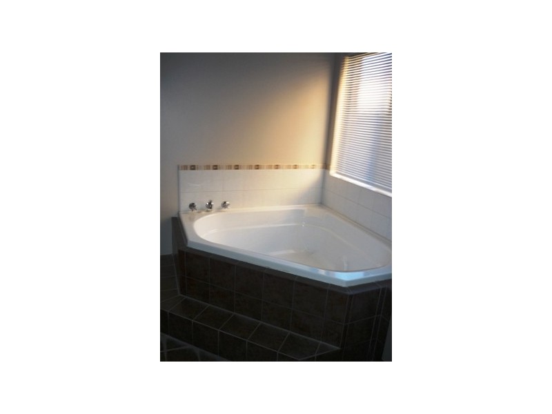 7 Ridley Street, Aveley WA 6069