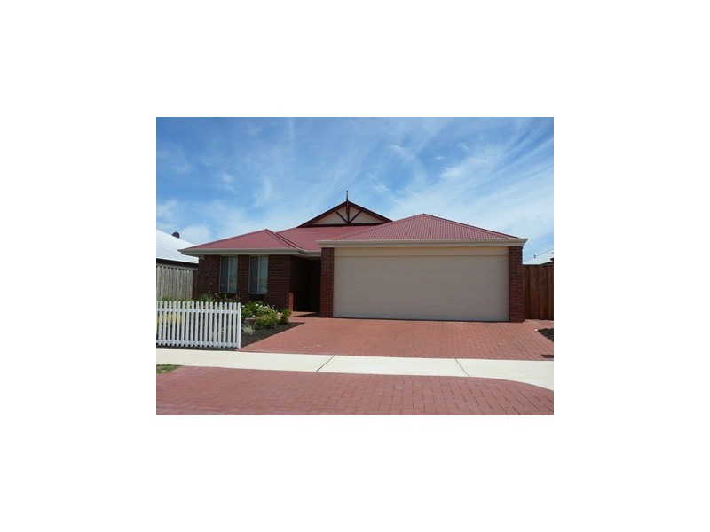 25 Bancombe Crescent, Ellenbrook WA 6069