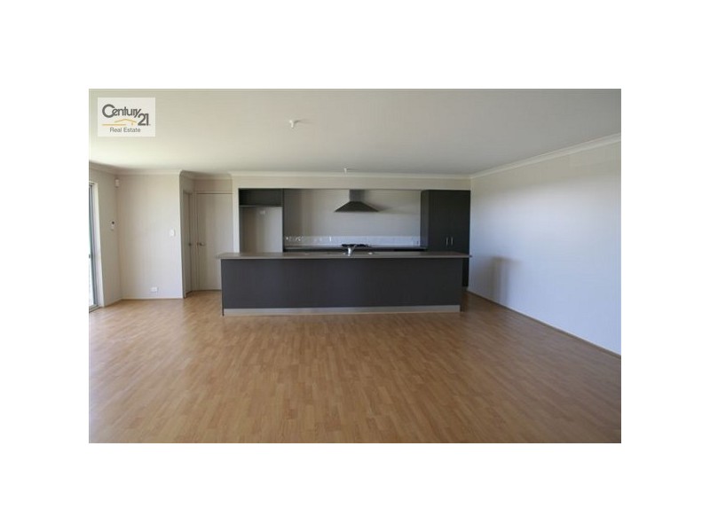 25 Parnham Avenue, Ellenbrook WA 6069