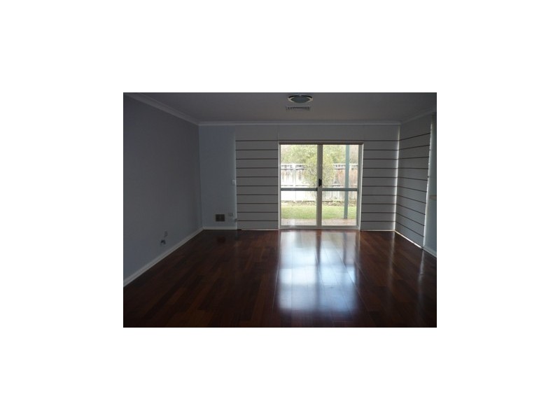 16 Watervista Close, The Vines WA 6069