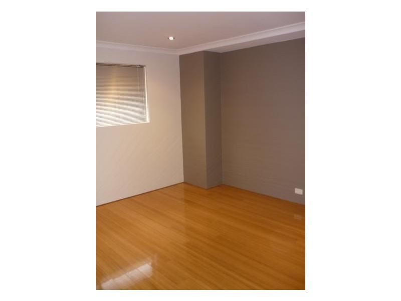 38 Evesham Drive, Ellenbrook WA 6069