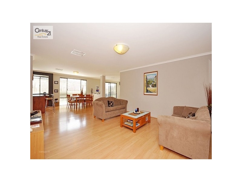 7 Alderley Close, Ellenbrook WA 6069