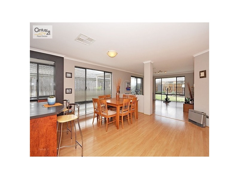 7 Alderley Close, Ellenbrook WA 6069