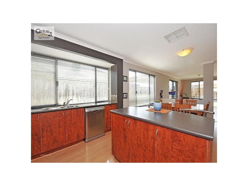 7 Alderley Close, Ellenbrook WA 6069