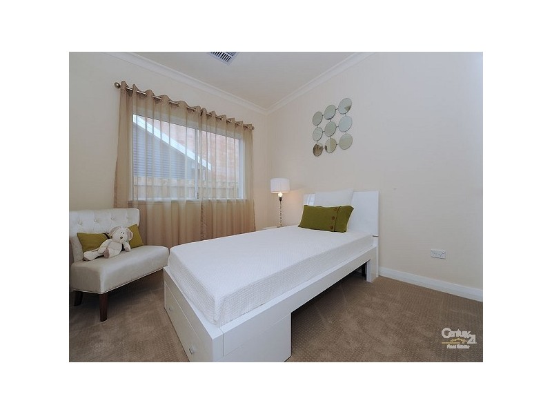 123 Farmaner Parkway, Ellenbrook WA 6069