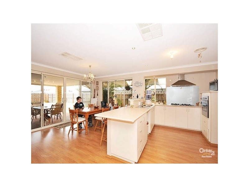9 Kalinga Drive, Ellenbrook WA 6069