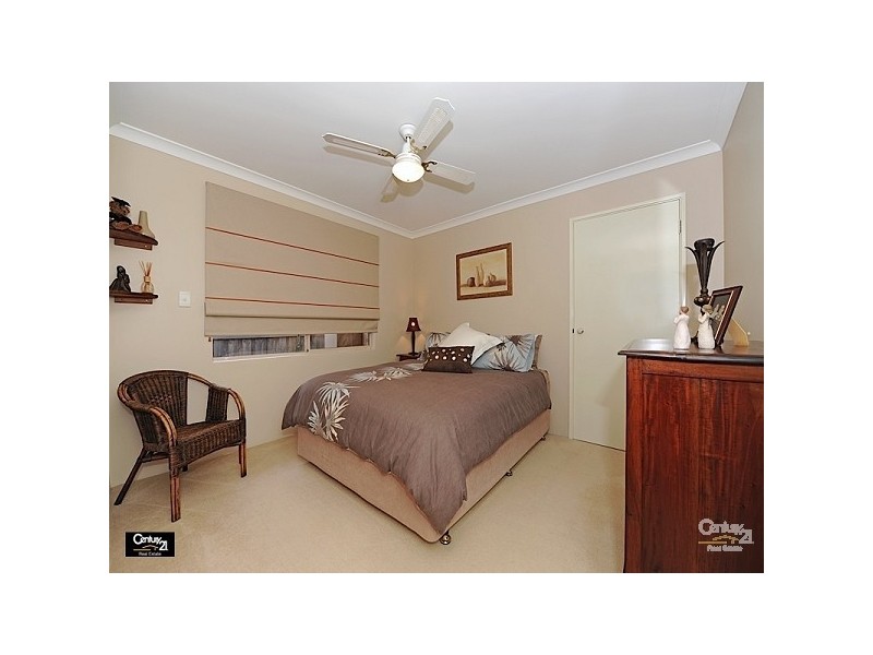 2 Pinea Turn, Ellenbrook WA 6069