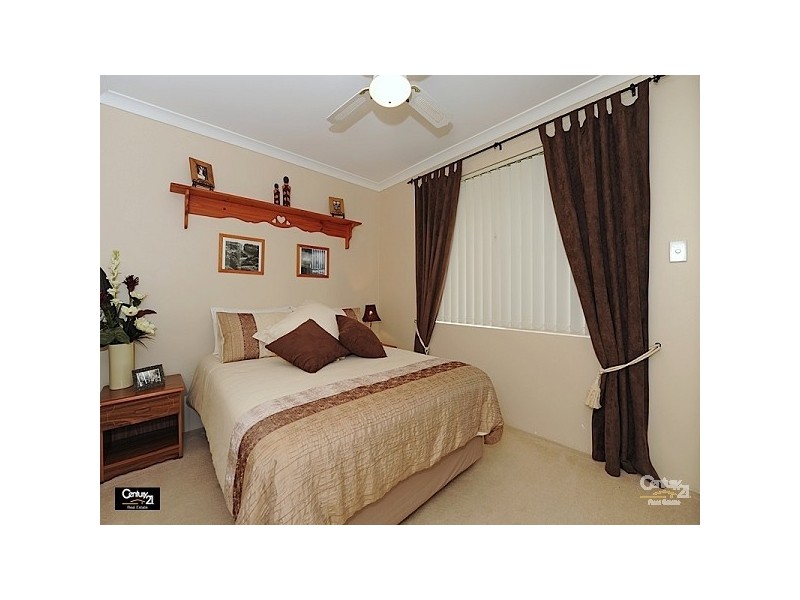 2 Pinea Turn, Ellenbrook WA 6069