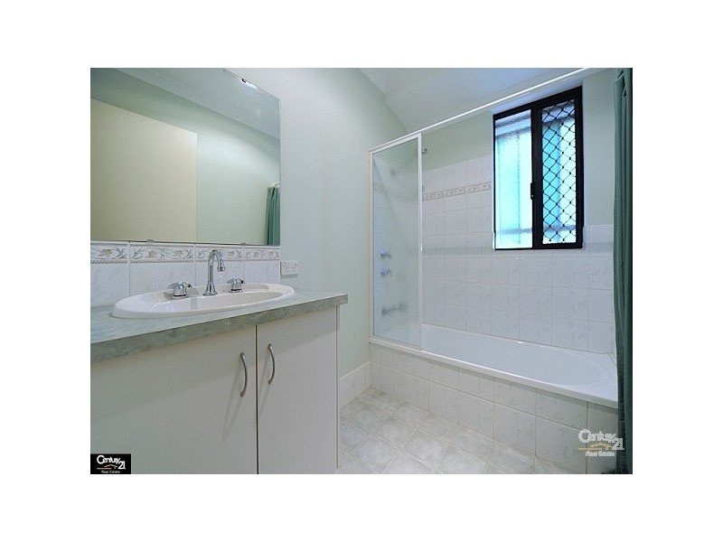 15 Larrawa Circle, Ellenbrook WA 6069