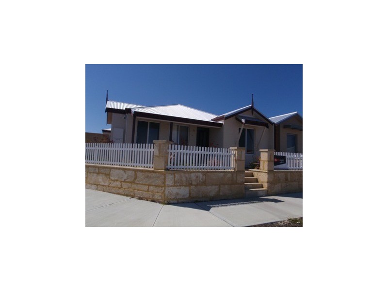 25 Parnham Avenue, Ellenbrook WA 6069