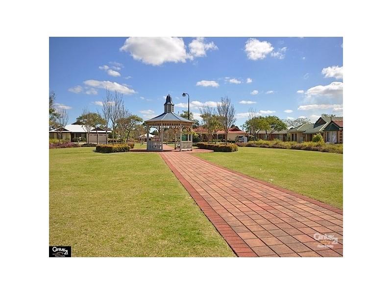 9 Bayard Way, Henley Brook WA 6055