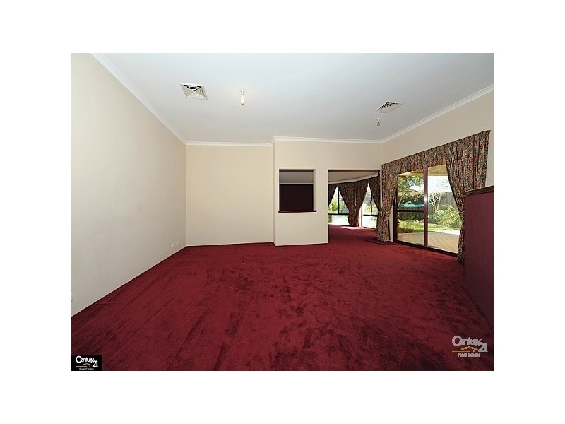 6 Nordland Way, Henley Brook WA 6055