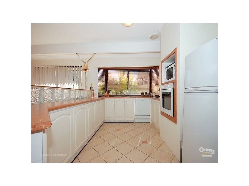 25 Santorini Turn, Ellenbrook WA 6069