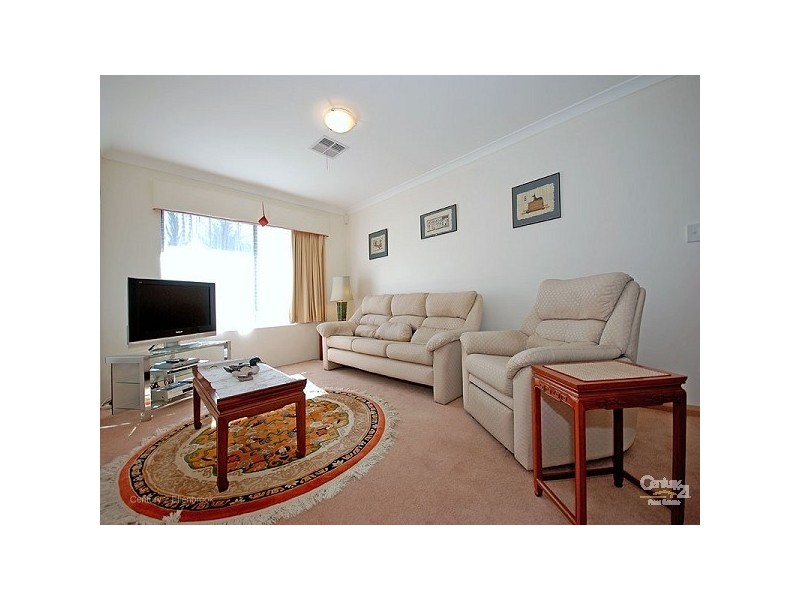 25 Santorini Turn, Ellenbrook WA 6069