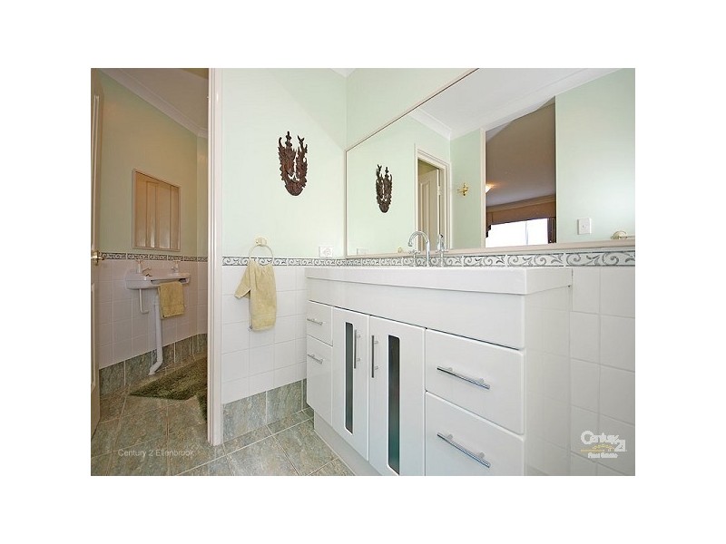 25 Santorini Turn, Ellenbrook WA 6069