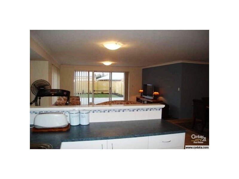 71 Coniston Drive, Ellenbrook WA 6069