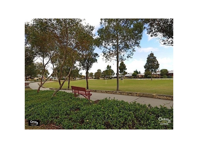 16 Thundelarra Avenue, Ellenbrook WA 6069