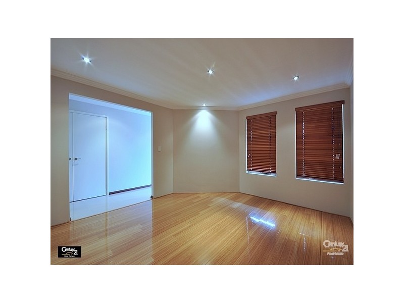 19 Redbank Drive, Ellenbrook WA 6069