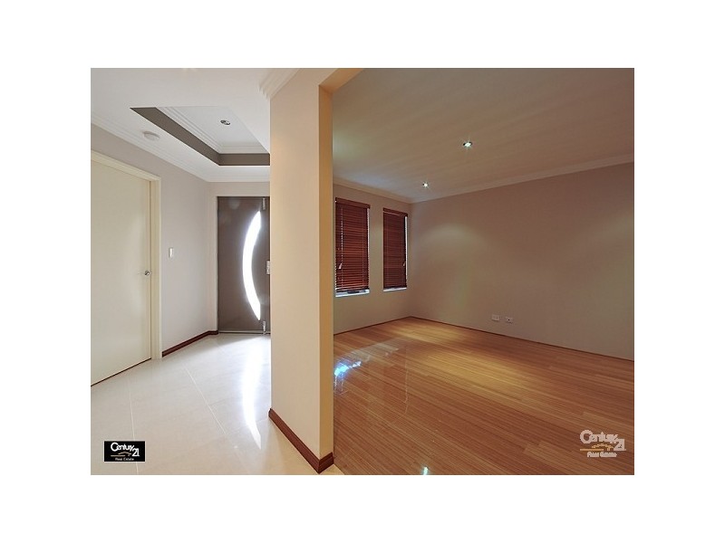 19 Redbank Drive, Ellenbrook WA 6069