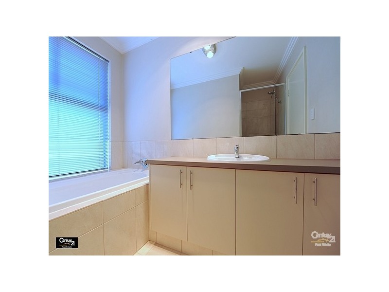19 Redbank Drive, Ellenbrook WA 6069