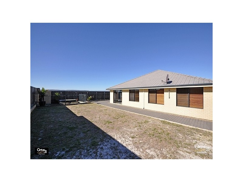 15 Blendon Avenue, Ellenbrook WA 6069