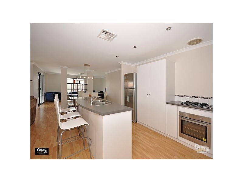 2 Madden Way, Ellenbrook WA 6069
