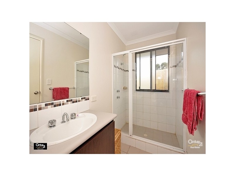 2 Madden Way, Ellenbrook WA 6069