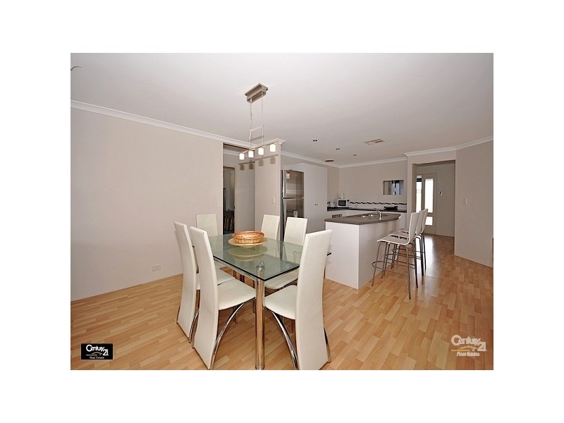 2 Madden Way, Ellenbrook WA 6069